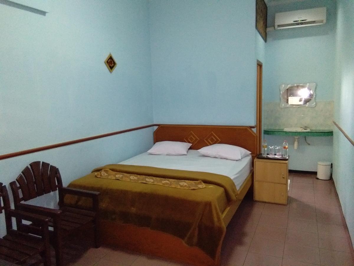 New Merdeka Hotel Jembel Εξωτερικό φωτογραφία