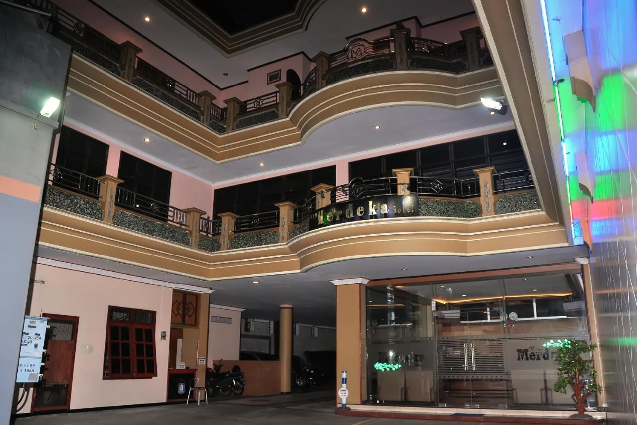 New Merdeka Hotel Jembel Εξωτερικό φωτογραφία